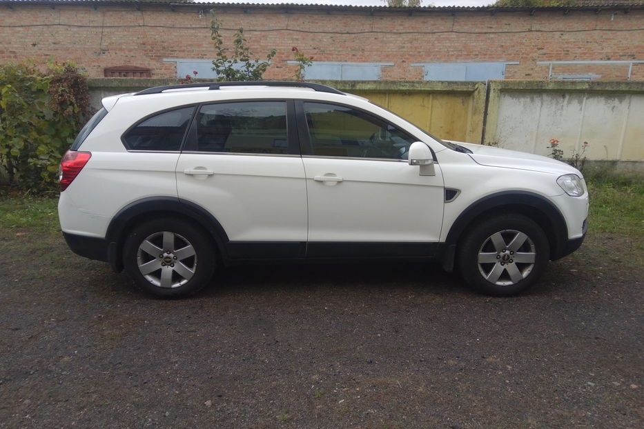 Продам Chevrolet Captiva 3,2 AT 2008 года в г. Нежин, Черниговская область