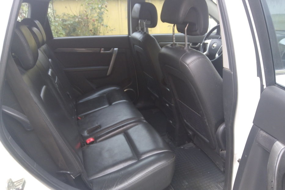 Продам Chevrolet Captiva 3,2 AT 2008 года в г. Нежин, Черниговская область
