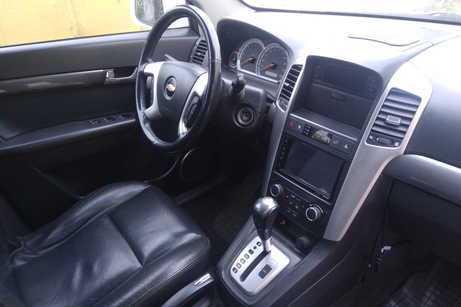 Продам Chevrolet Captiva 3,2 AT 2008 года в г. Нежин, Черниговская область