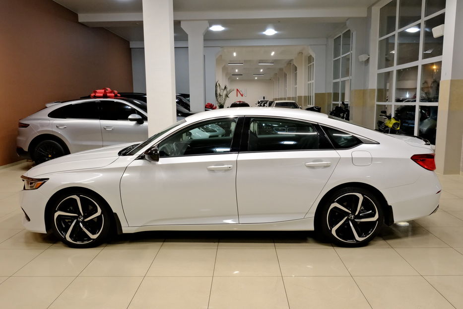 Продам Honda Accord Sport 2022 года в Одессе