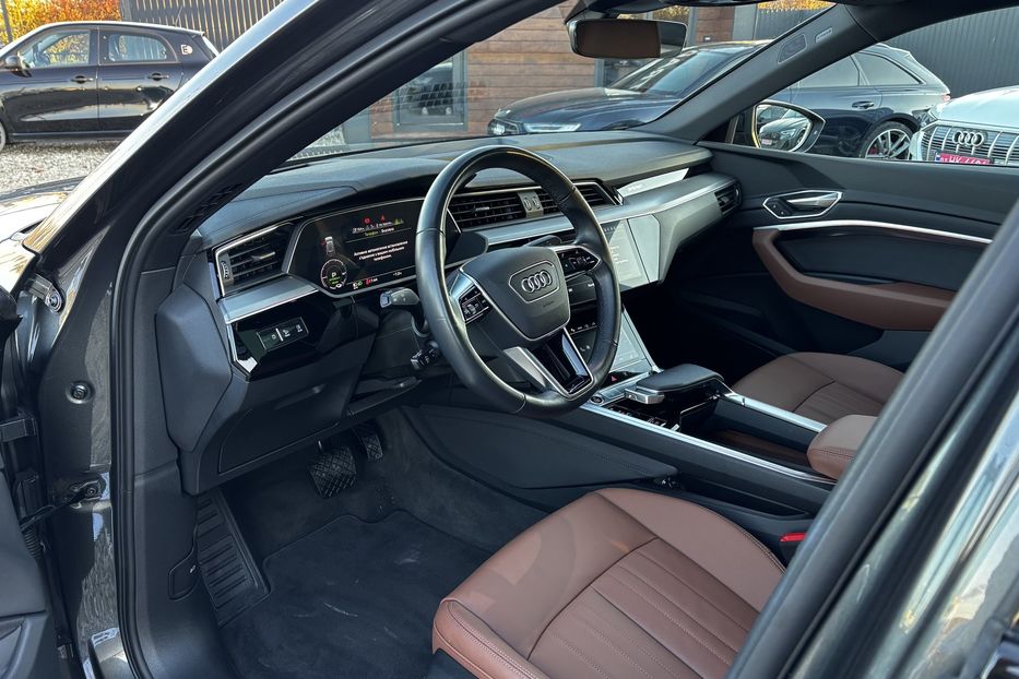 Продам Audi E-Tron 95квт  2021 года в Львове