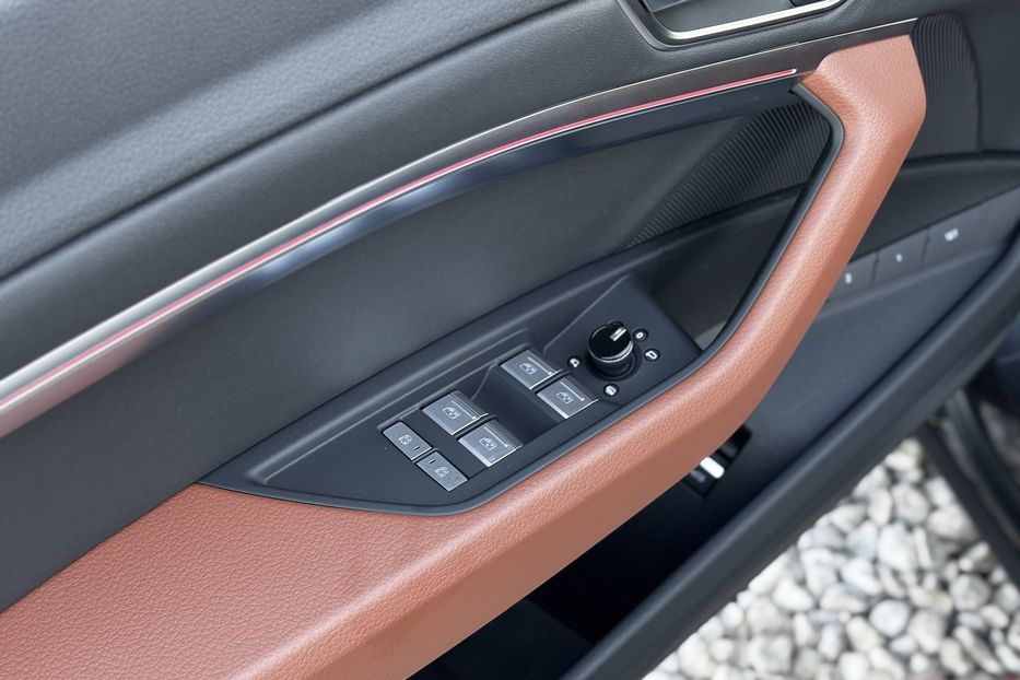 Продам Audi E-Tron 95квт  2021 года в Львове