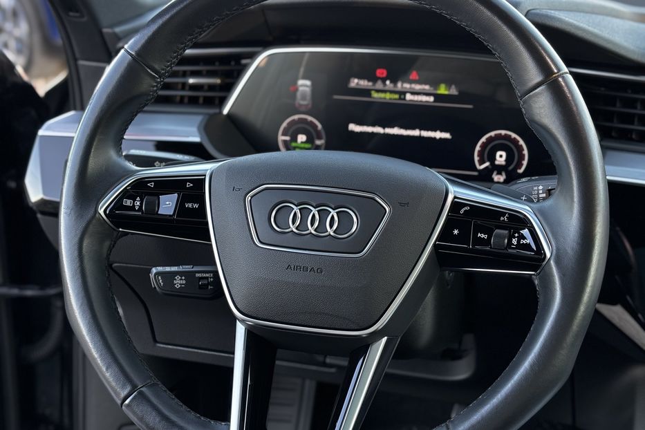 Продам Audi E-Tron 95квт  2021 года в Львове