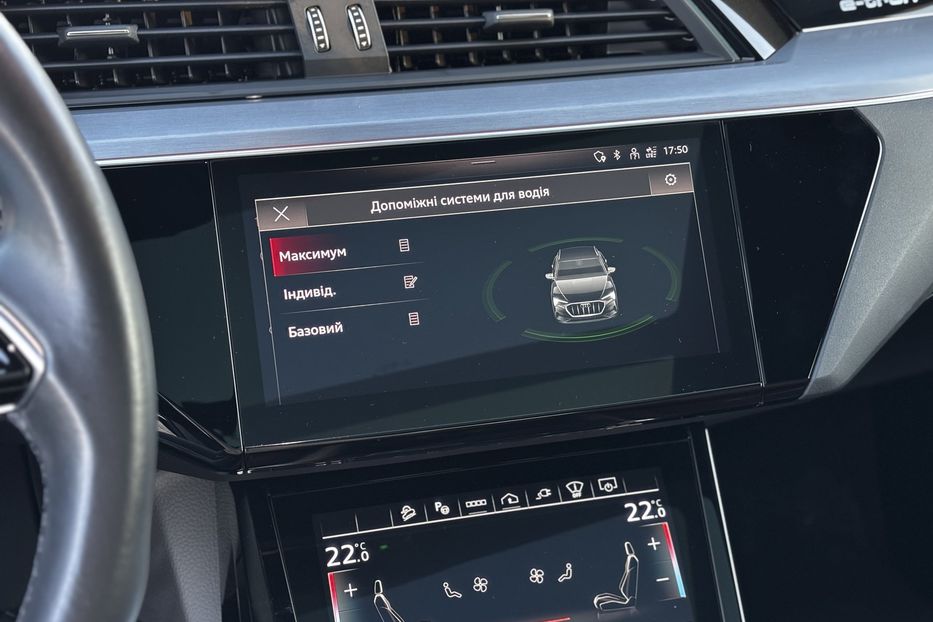 Продам Audi E-Tron 95квт  2021 года в Львове
