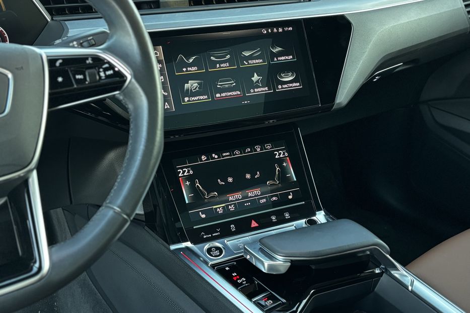 Продам Audi E-Tron 95квт  2021 года в Львове