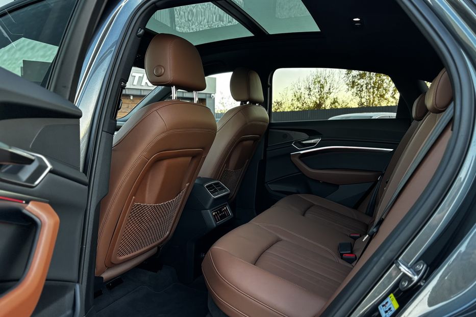 Продам Audi E-Tron 95квт  2021 года в Львове
