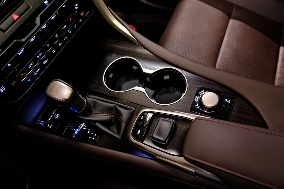 Продам Lexus RX 350 L 2019 года в Одессе