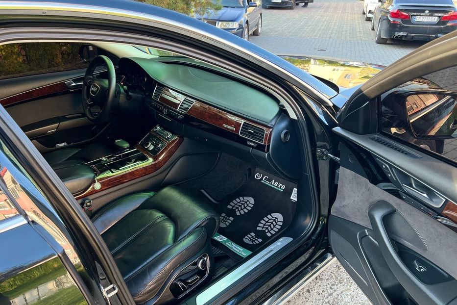 Продам Audi A8 2011 года в Черновцах