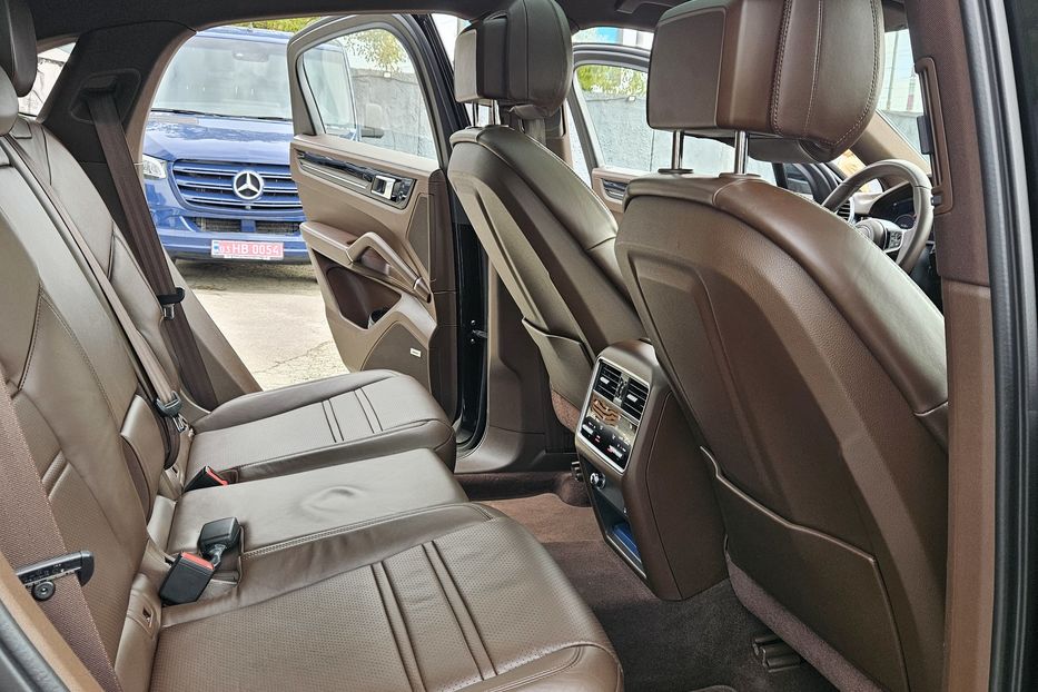 Продам Porsche Cayenne Coupe 2020 года в Киеве