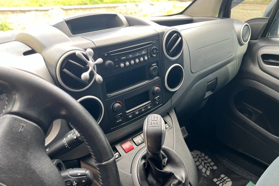 Продам Citroen Berlingo пасс. 2017 года в Черновцах