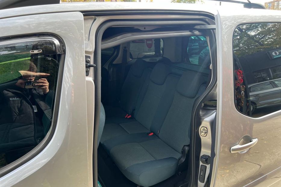 Продам Citroen Berlingo пасс. 2017 года в Черновцах