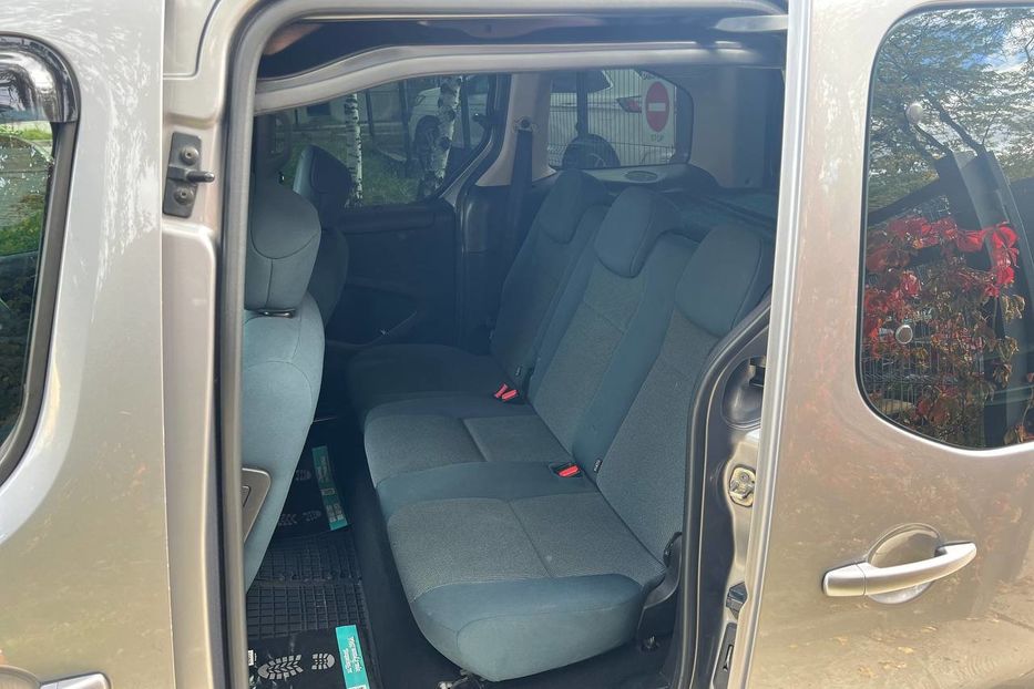 Продам Citroen Berlingo пасс. 2017 года в Черновцах