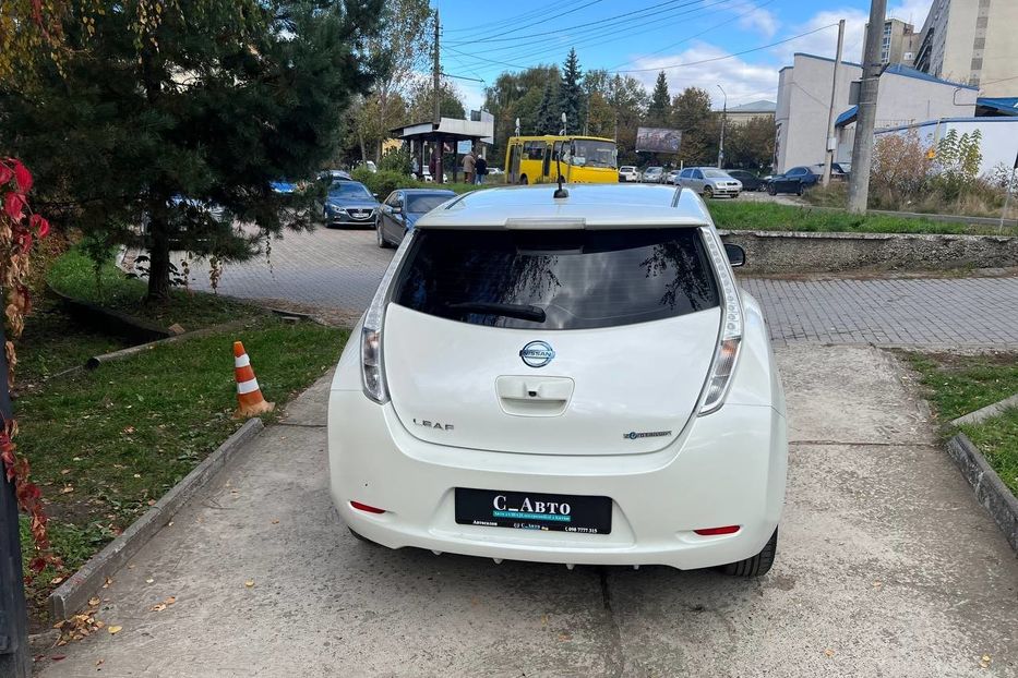 Продам Nissan Leaf 2014 года в Черновцах