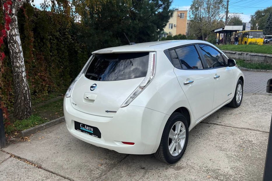 Продам Nissan Leaf 2014 года в Черновцах
