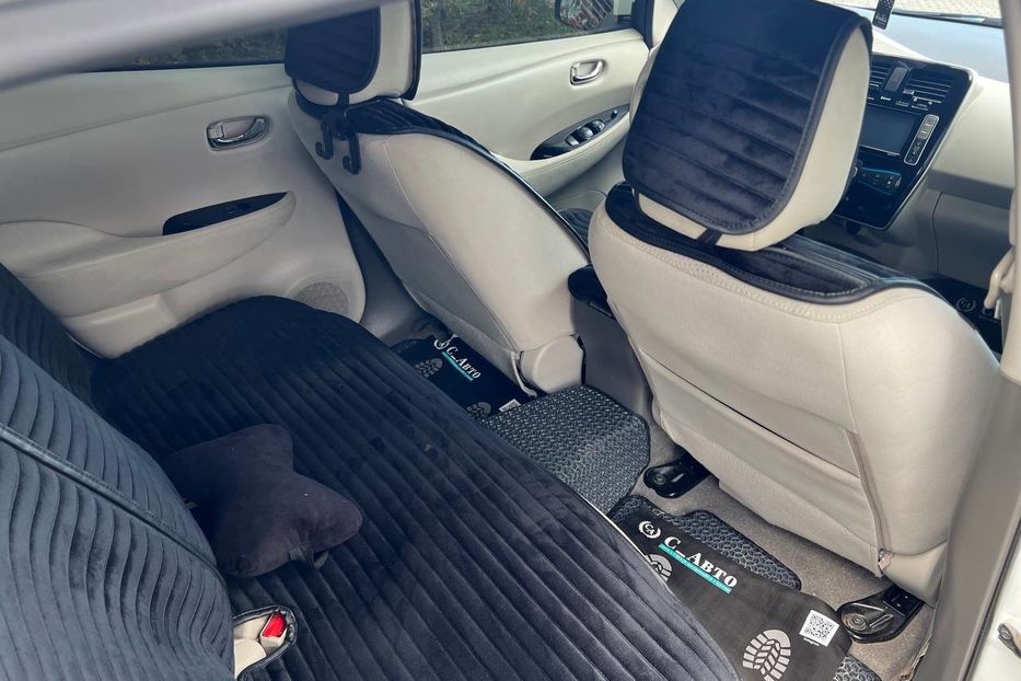 Продам Nissan Leaf 2014 года в Черновцах