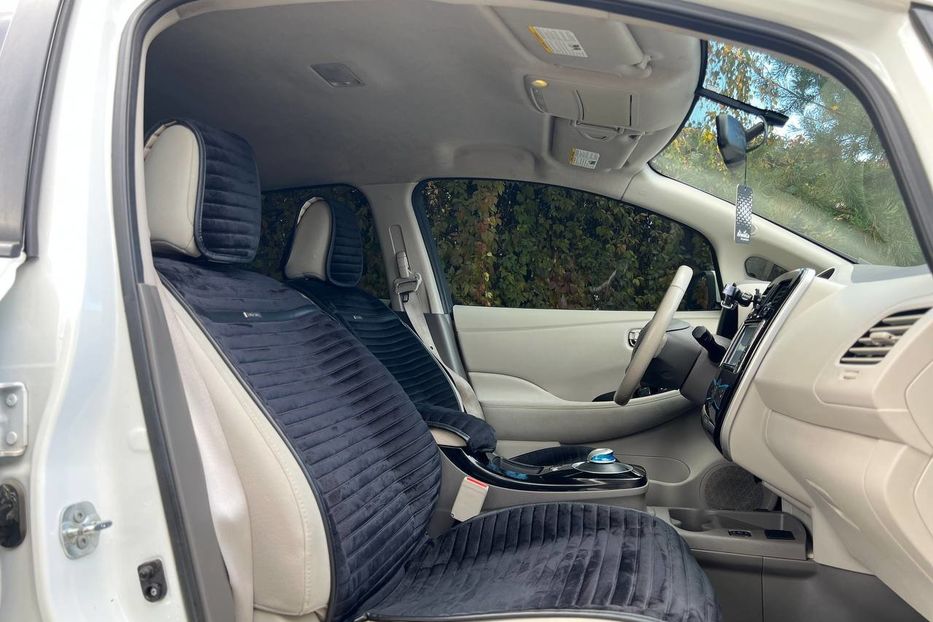 Продам Nissan Leaf 2014 года в Черновцах