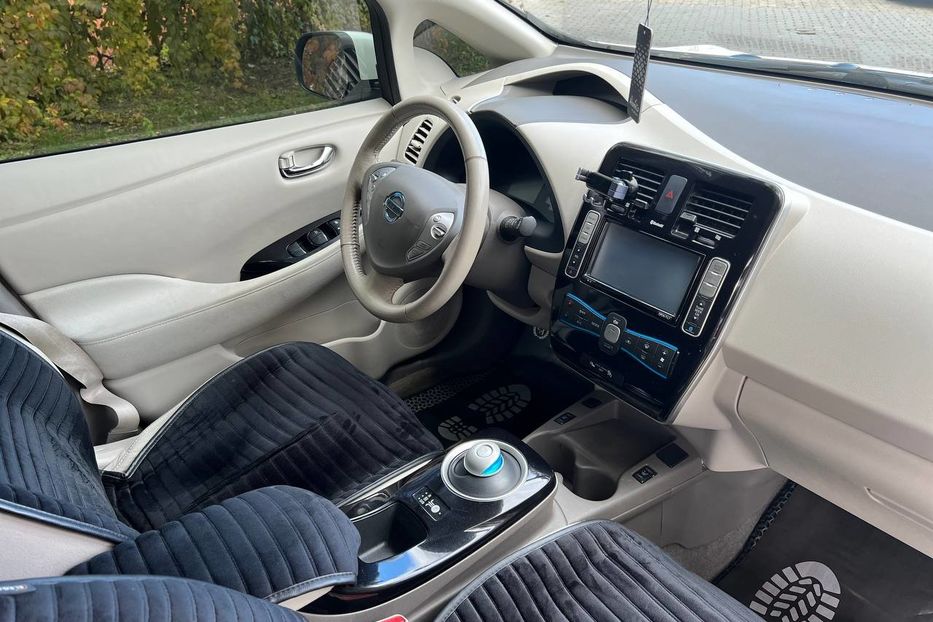 Продам Nissan Leaf 2014 года в Черновцах