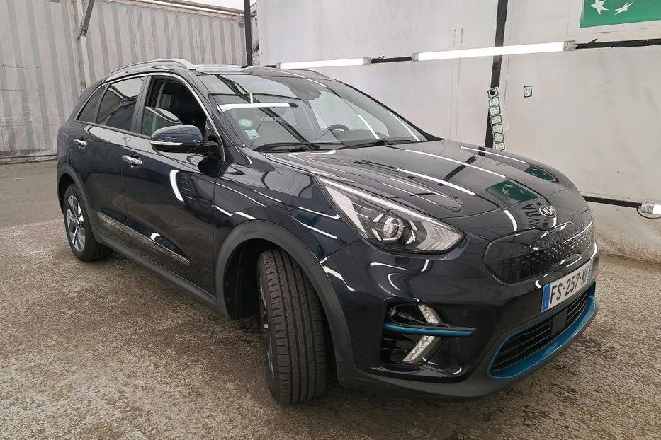 Продам Kia Niro 64квт авто в дорозі 2020 года в Львове