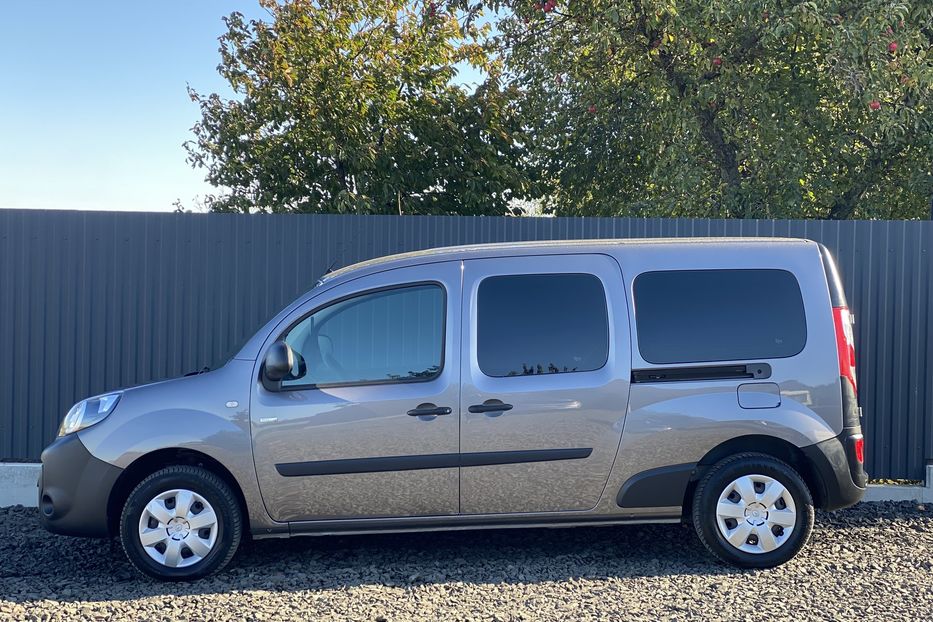 Продам Renault Kangoo пасс. 2021 года в Луцке