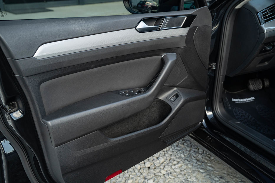 Продам Volkswagen Passat B8 2021 года в Черновцах