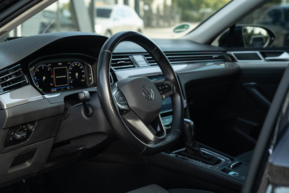 Продам Volkswagen Passat B8 2021 года в Черновцах