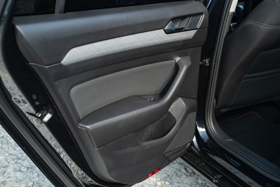 Продам Volkswagen Passat B8 2021 года в Черновцах