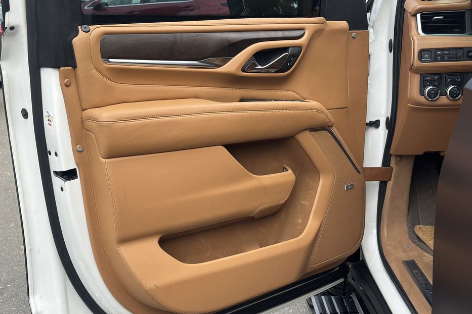 Продам GMC Yukon Guard B7 2021 года в Киеве