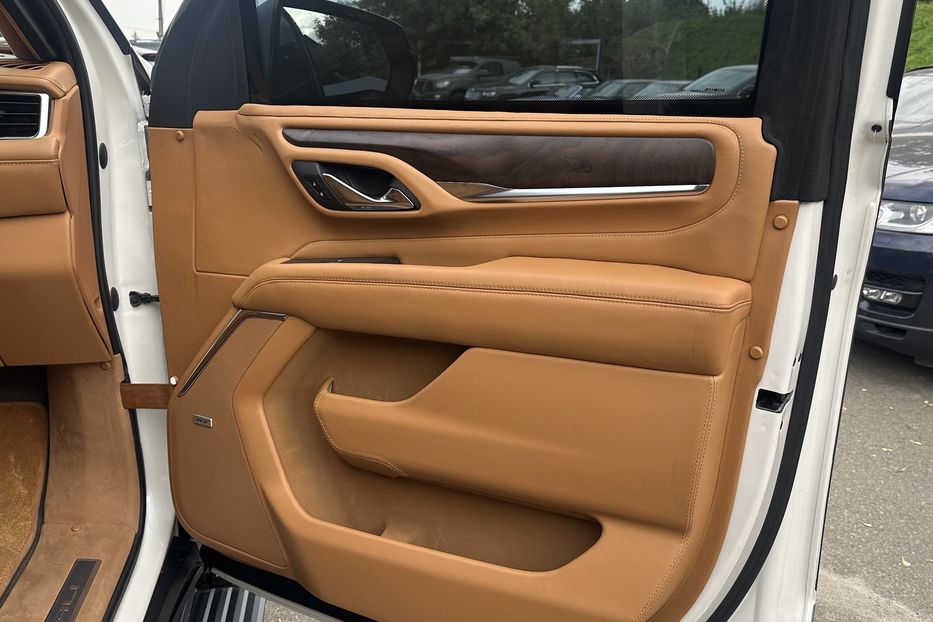 Продам GMC Yukon Guard B7 2021 года в Киеве