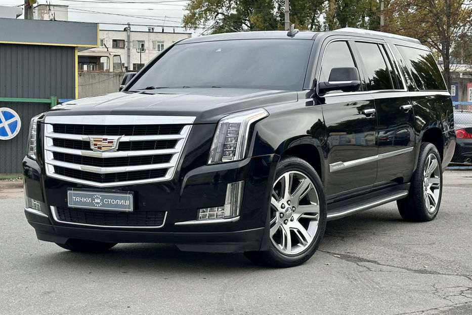 Продам Cadillac Escalade ESV LUXURY 2016 года в Киеве