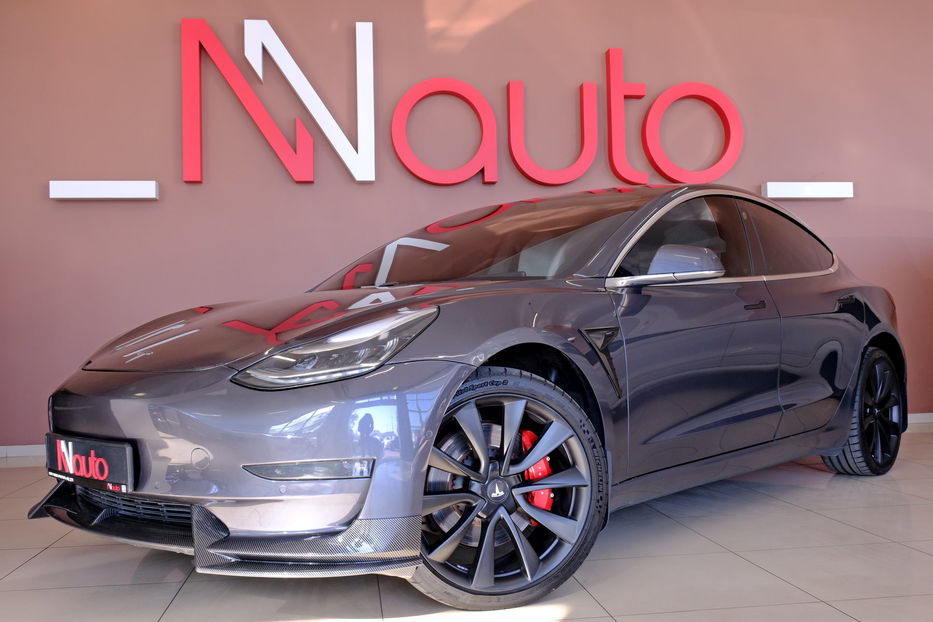Продам Tesla Model 3 Perfomance 2019 года в Одессе