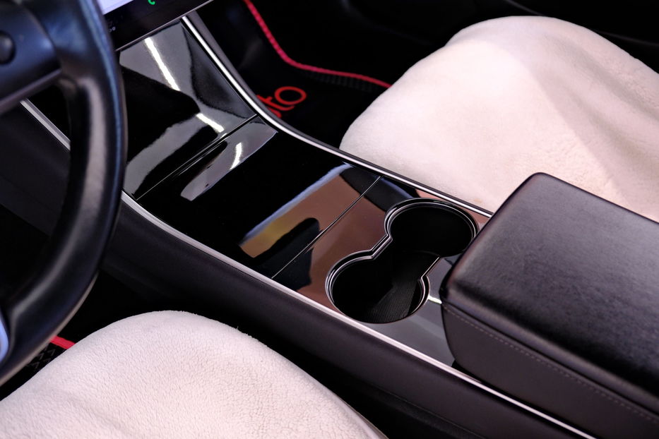 Продам Tesla Model 3 Perfomance 2019 года в Одессе