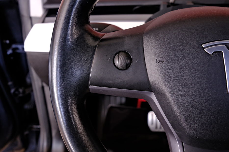 Продам Tesla Model 3 Perfomance 2019 года в Одессе