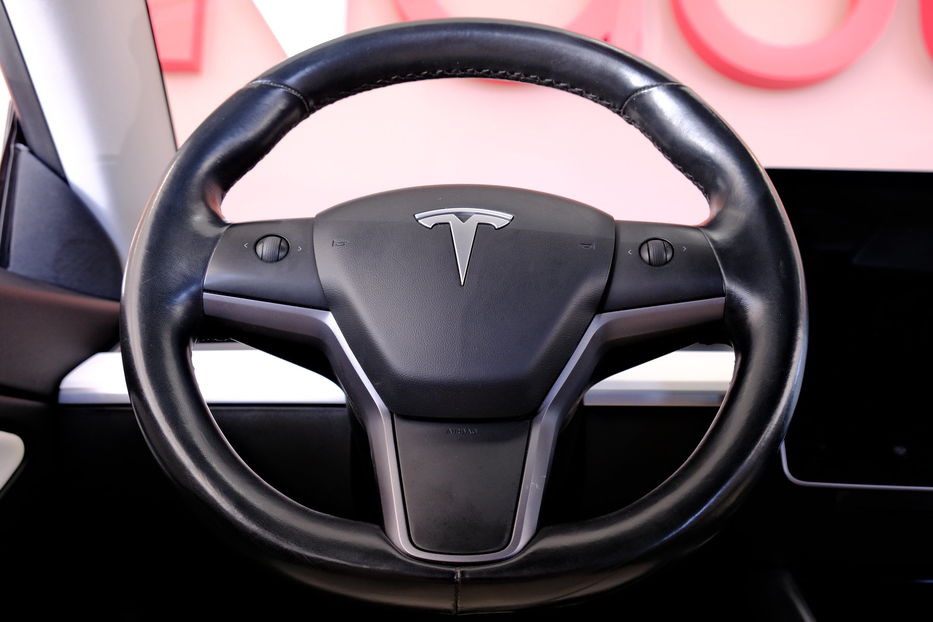 Продам Tesla Model 3 Perfomance 2019 года в Одессе