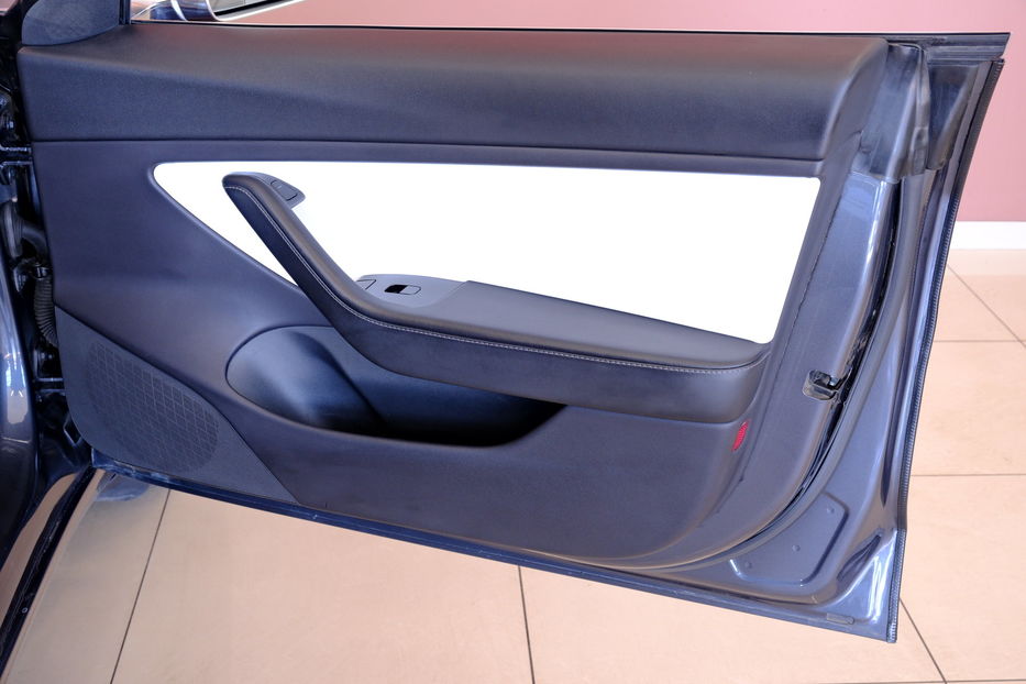 Продам Tesla Model 3 Perfomance 2019 года в Одессе