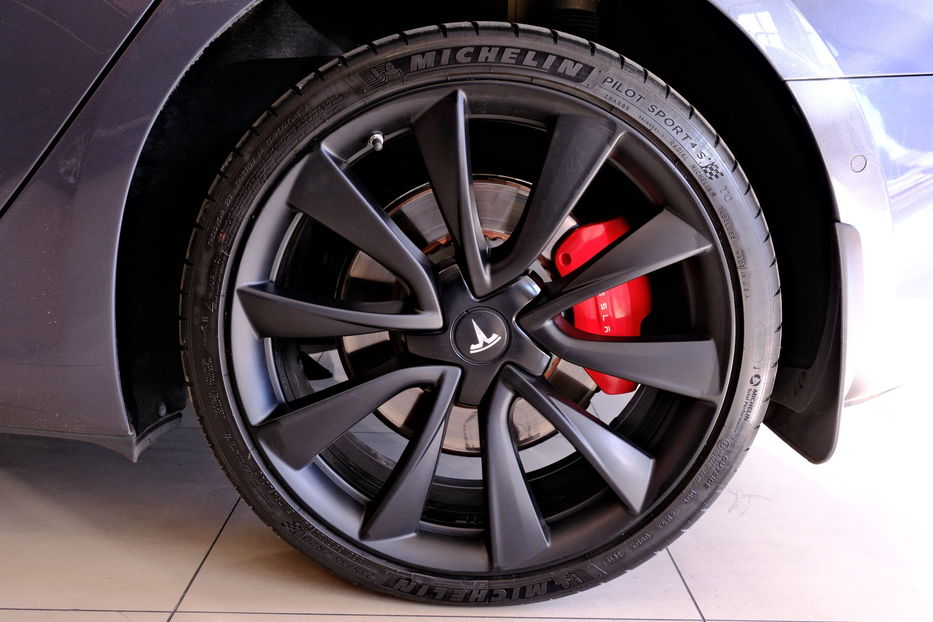 Продам Tesla Model 3 Perfomance 2019 года в Одессе