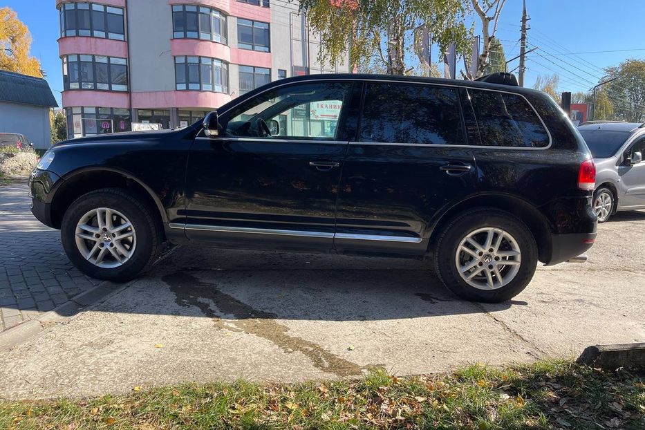 Продам Volkswagen Touareg 2004 года в Черновцах