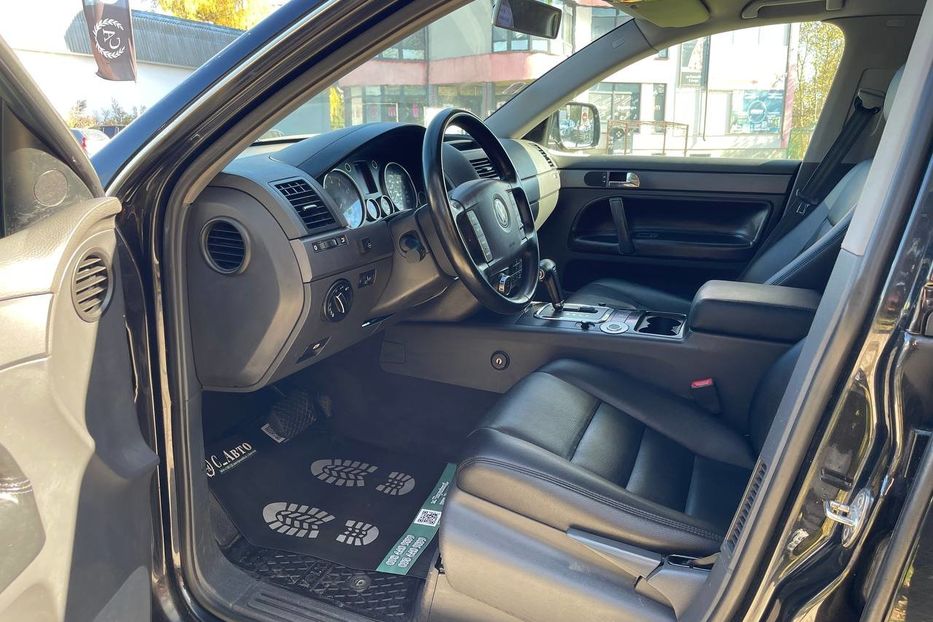 Продам Volkswagen Touareg 2004 года в Черновцах