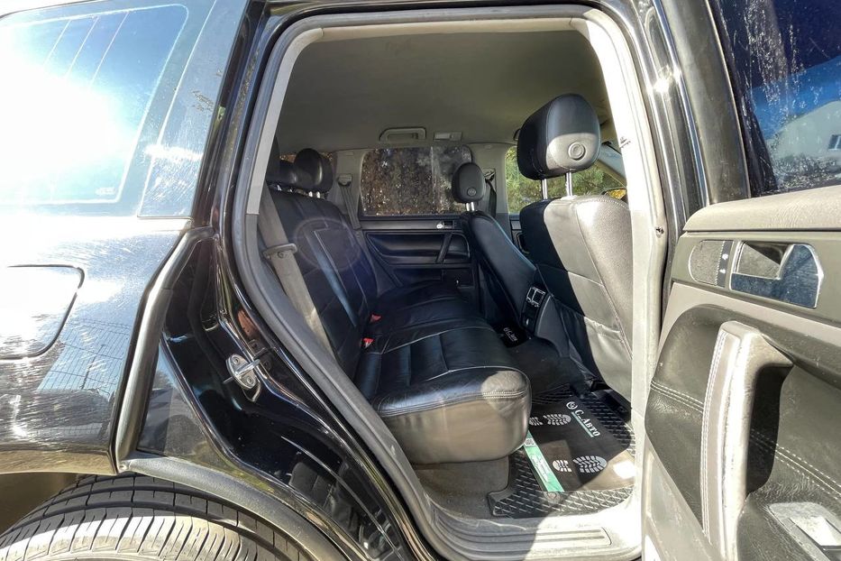 Продам Volkswagen Touareg 2004 года в Черновцах