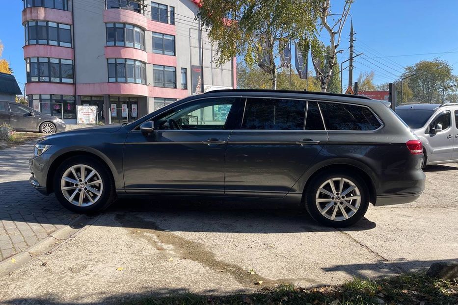 Продам Volkswagen Passat B8 2015 года в Черновцах