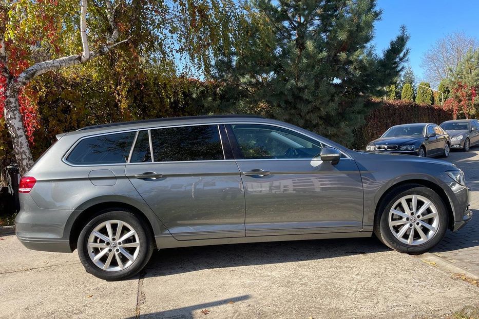 Продам Volkswagen Passat B8 2015 года в Черновцах