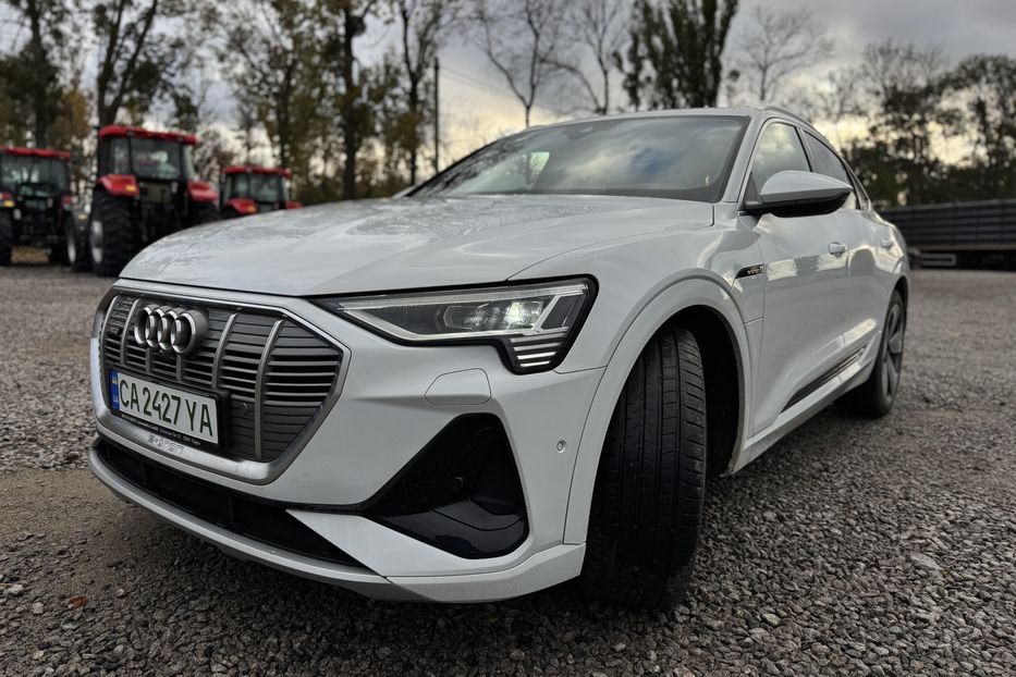 Продам Audi E-Tron 55 Sportback quattro KOMIS 2022 года в г. Умань, Черкасская область