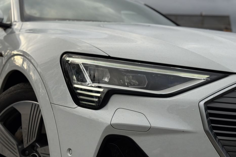 Продам Audi E-Tron 55 Sportback quattro KOMIS 2022 года в г. Умань, Черкасская область