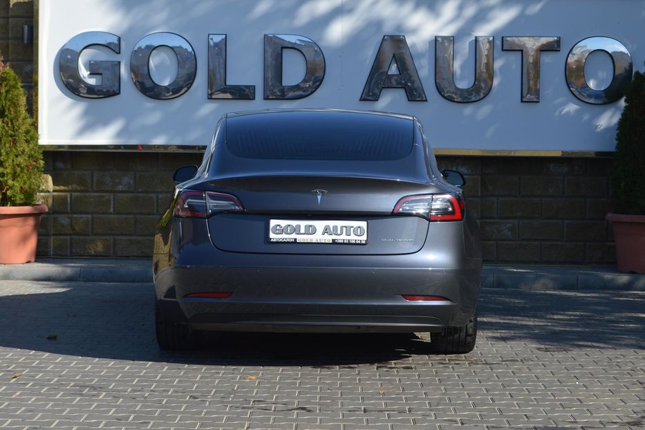 Продам Tesla Model 3 Dual Motor Long Range 2018 года в Одессе