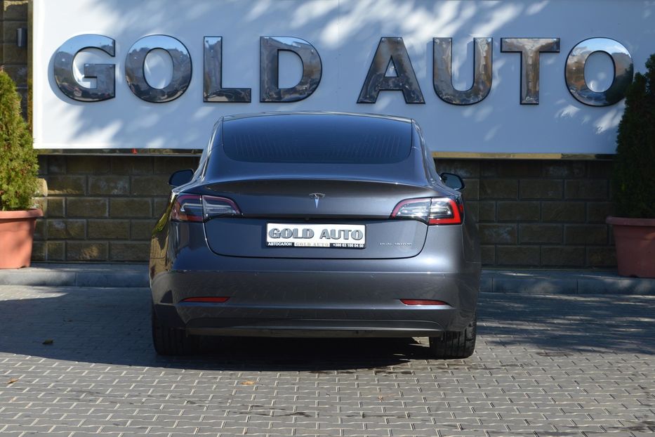 Продам Tesla Model 3 Dual Motor Long Range 2018 года в Одессе