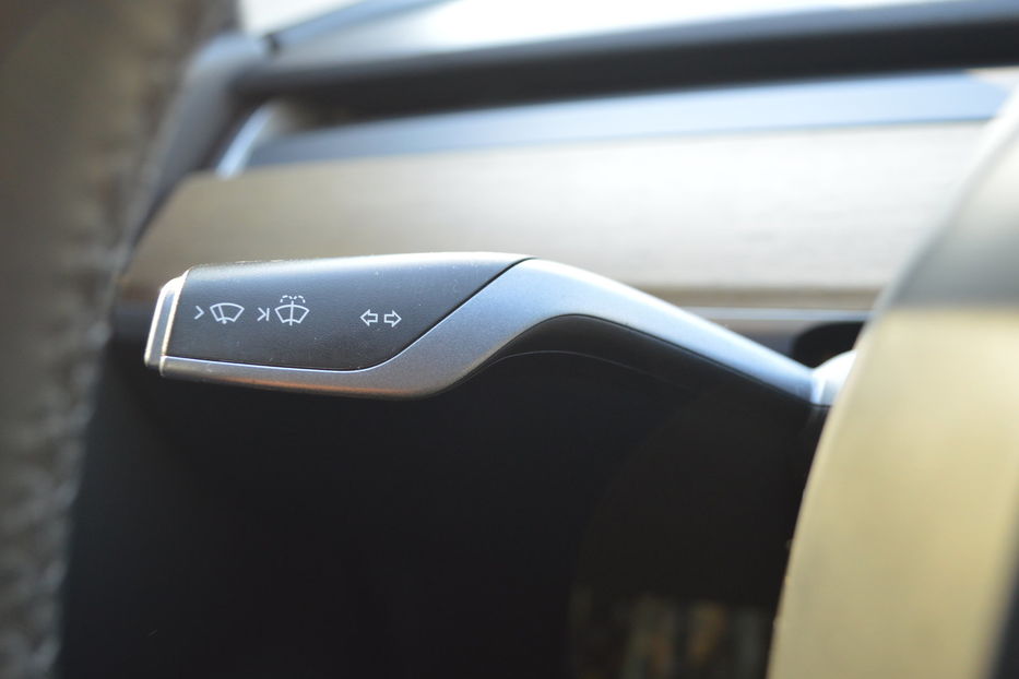 Продам Tesla Model 3 Dual Motor Long Range 2018 года в Одессе