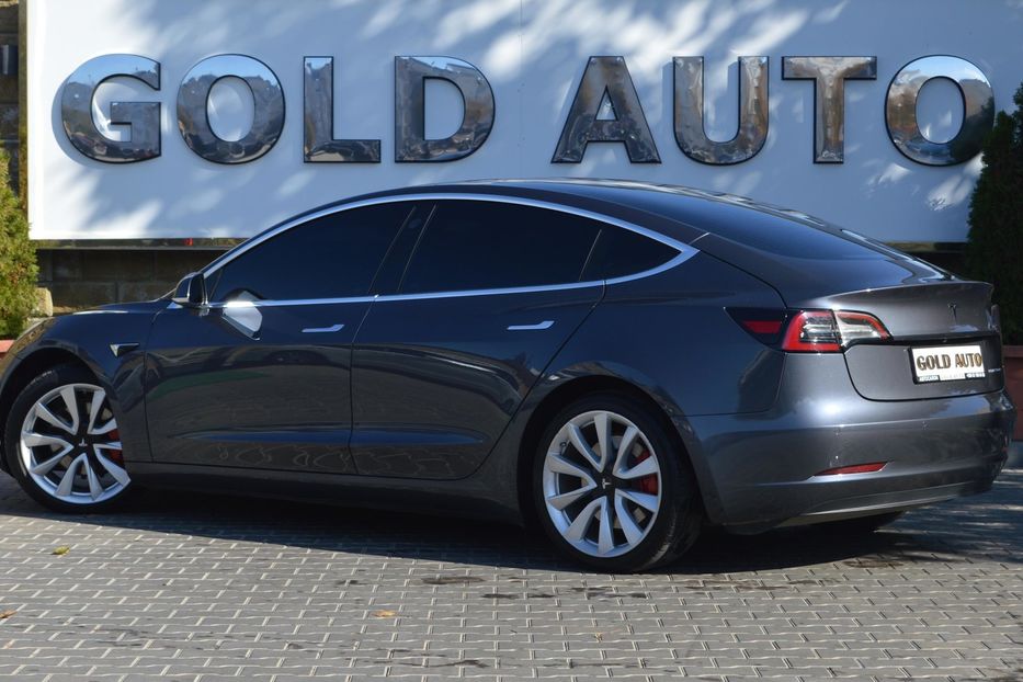 Продам Tesla Model 3 Dual Motor Long Range 2018 года в Одессе