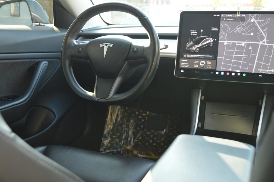 Продам Tesla Model 3 Dual Motor Long Range 2018 года в Одессе