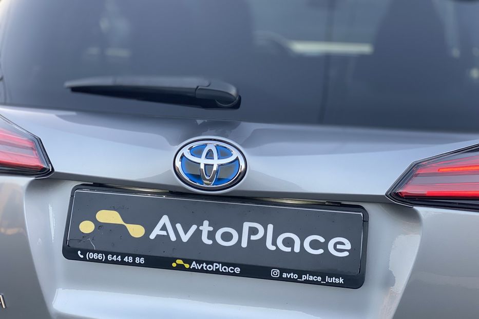 Продам Toyota Rav 4 2017 года в Луцке