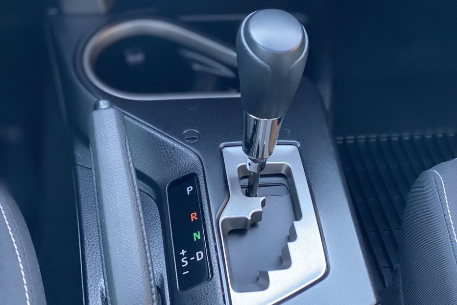 Продам Toyota Rav 4 2017 года в Луцке