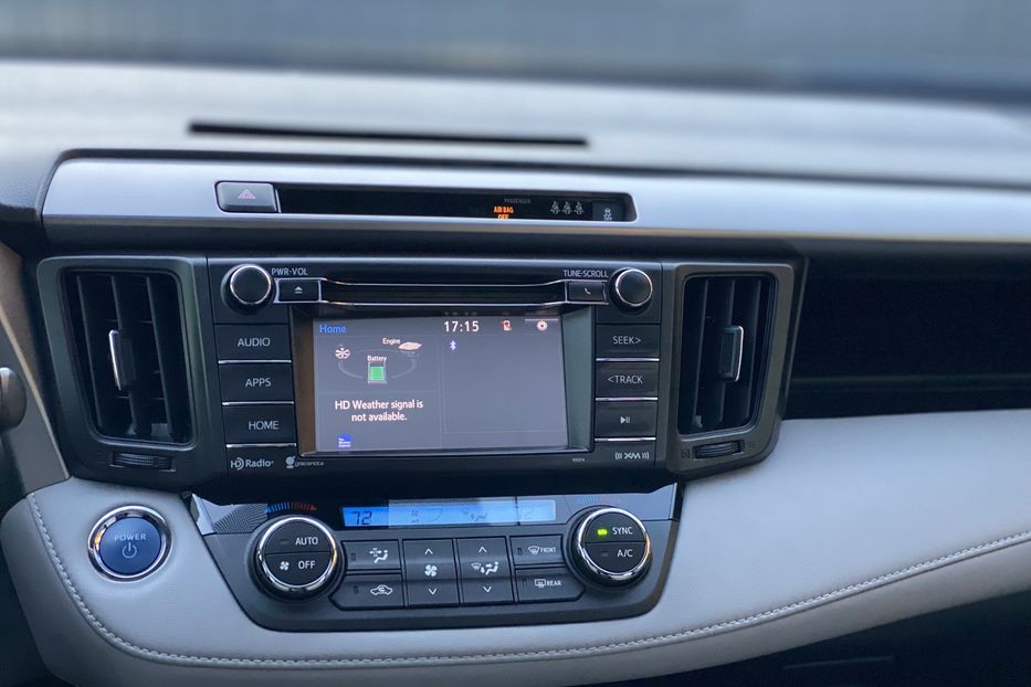 Продам Toyota Rav 4 2017 года в Луцке